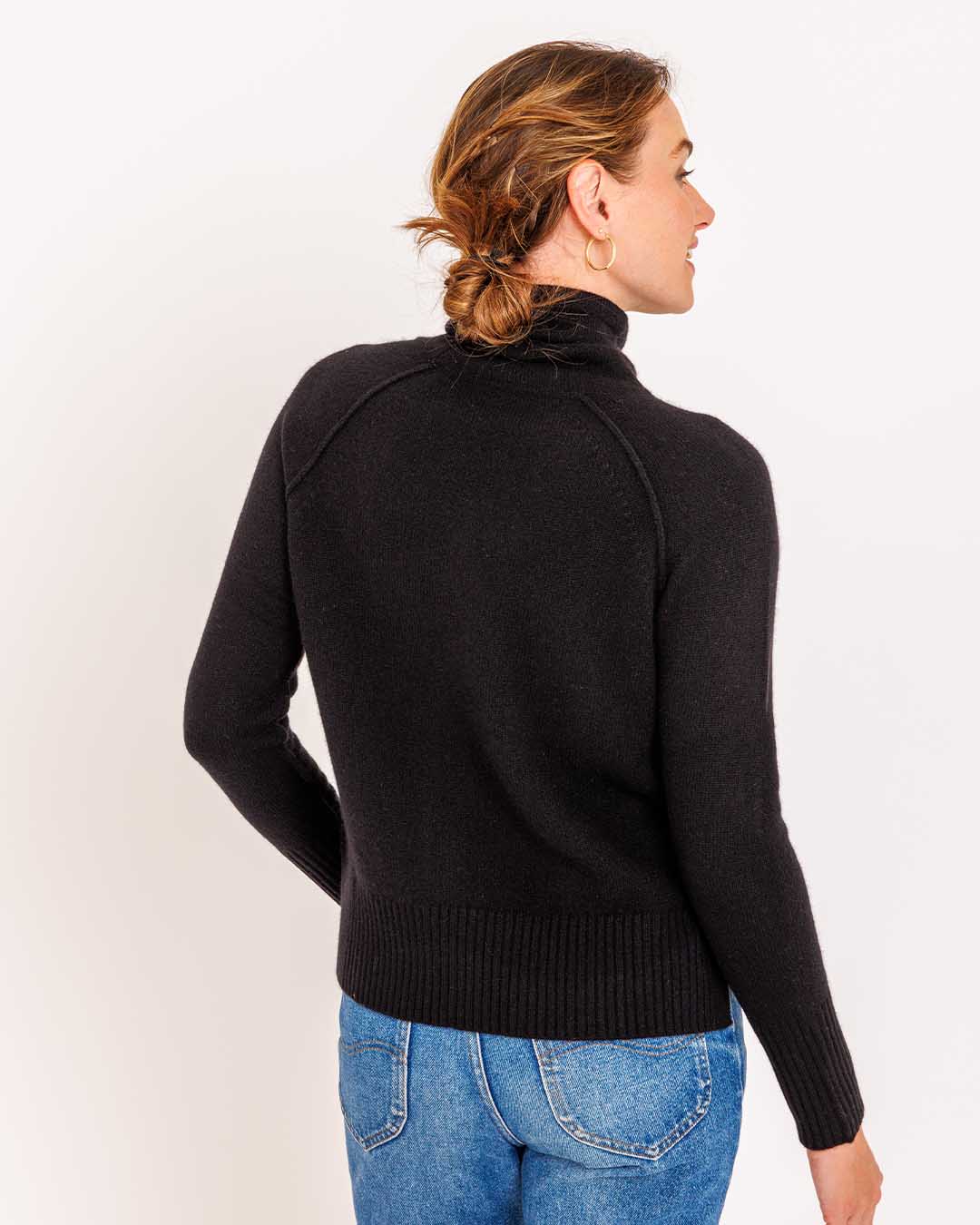 Cashmere Drawstring Funnel